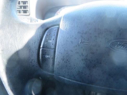 Used 2001 Ford F450 2WD Crew Cab Super Duty image 18