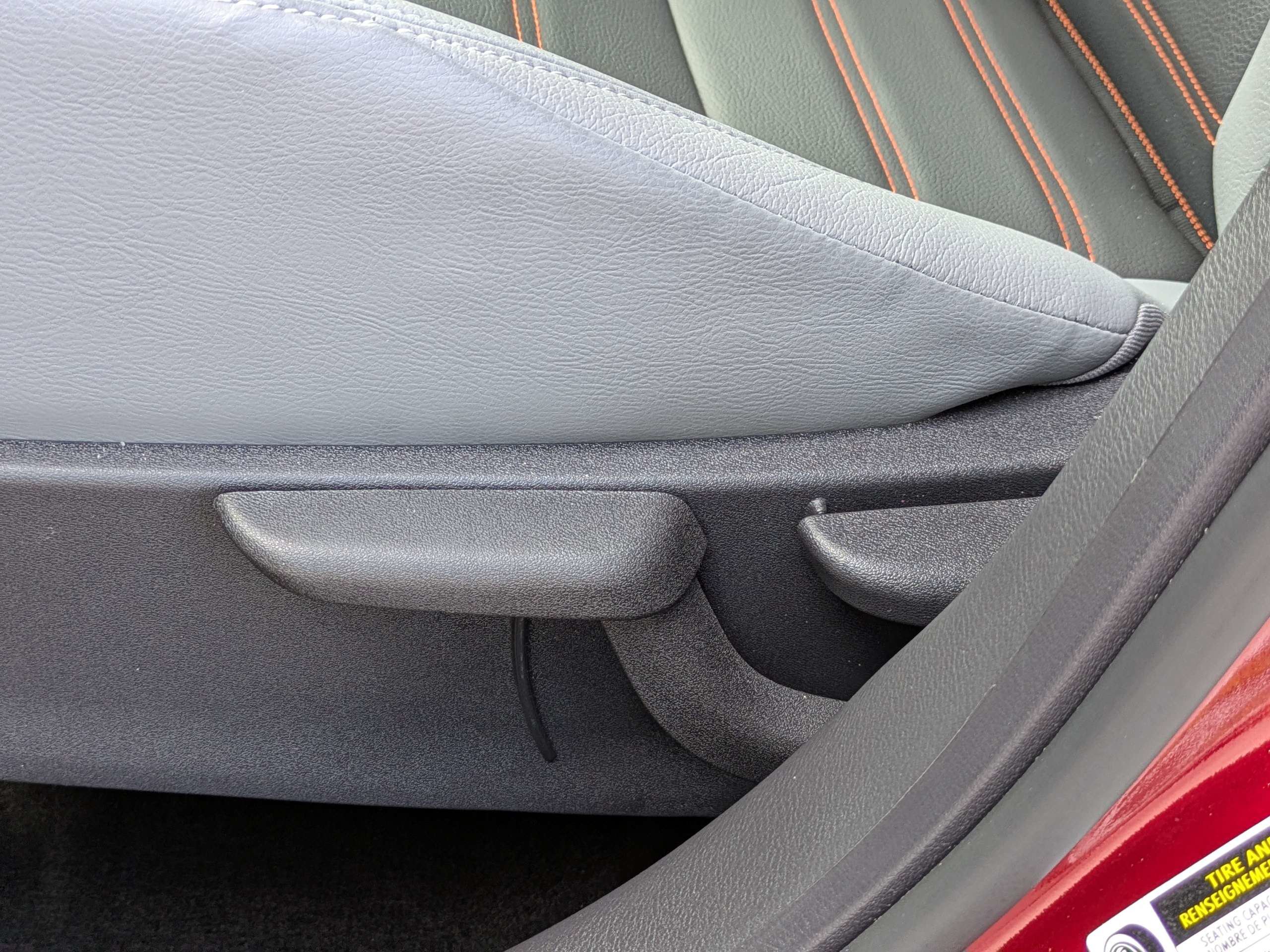 Certified 2024 Nissan Kicks SR w/ SR Premium Package FWD image 21