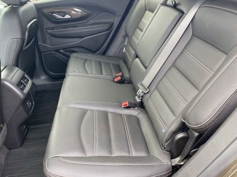Used 2023 GMC Terrain Denali image 33