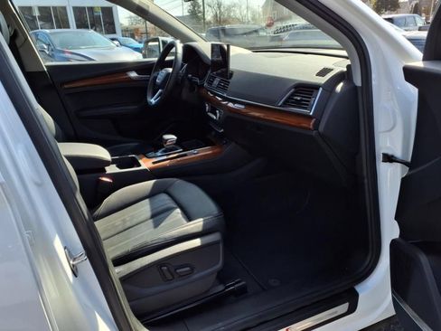 Used 2023 Audi Q5 2.0T Premium Plus AWD/4WD image 12