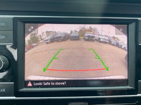 Used 2019 Volkswagen Jetta S w/ Driver Assistance Package image 24