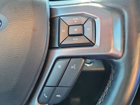 Used 2020 Ford Expedition Platinum image 25