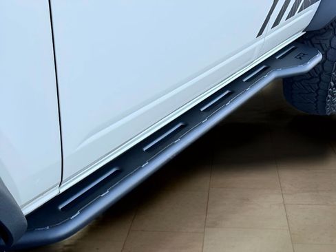 New 2025 Ford Bronco Badlands image 40