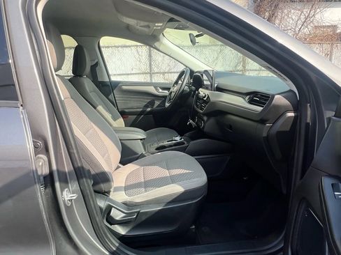 Used 2021 Ford Escape SE image 31