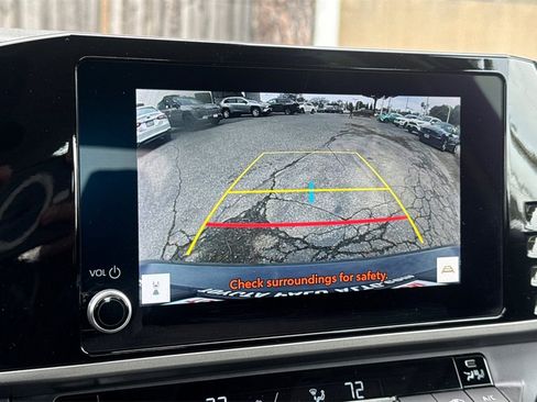 Certified 2025 Toyota Camry LE image 18