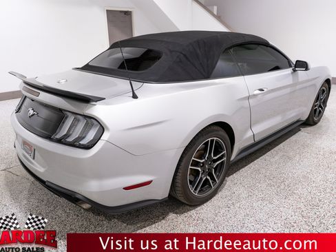 Used 2019 Ford Mustang Premium RWD image 9