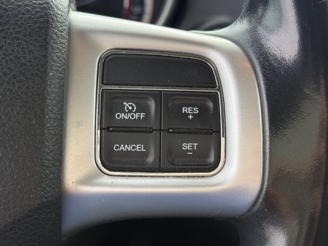Used 2020 Dodge Journey SE w/ SE Popular Equipment Group FWD image 16