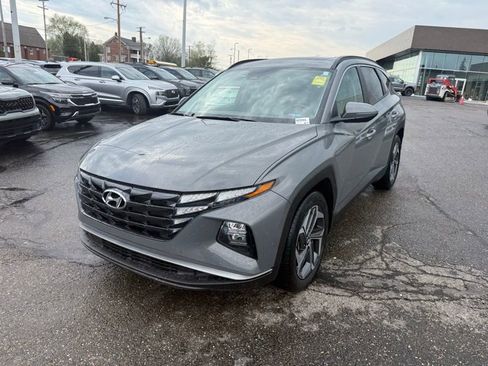 Used 2024 Hyundai Tucson SEL w/ Convenience Package image 3