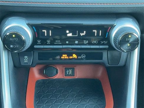 Used 2024 Toyota RAV4 Adventure image 21