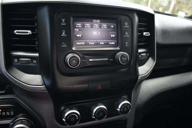 Used 2021 RAM 2500 Tradesman w/ Chrome Appearance Group AWD/4WD image 13