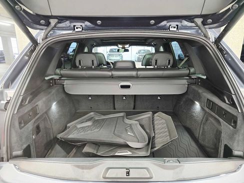 Used 2022 BMW X5 M50i w/ Executive Package image 30