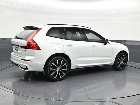 Used 2024 Volvo XC60 B5 Plus w/ Protection Package Premier AWD/4WD image 6