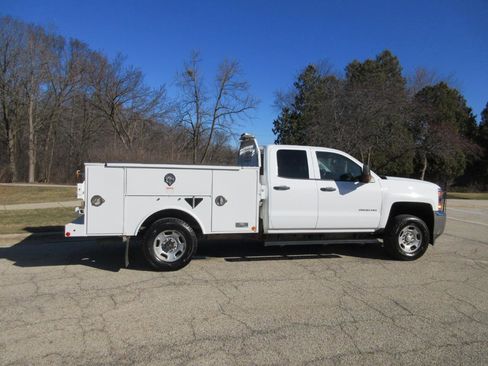 Used 2019 Chevrolet Silverado 2500 W/T w/ WT Convenience Package image 8