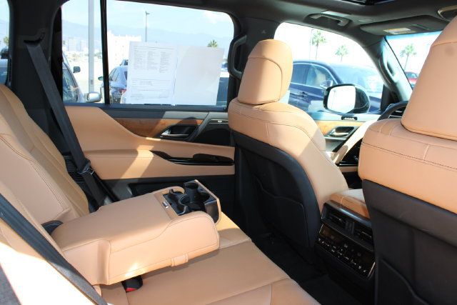 Certified 2024 Lexus LX 600 4WD w/ Interior Upgrade Package image 7