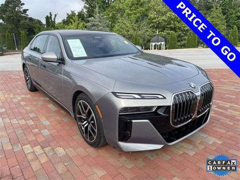 Used 2024 BMW 740i image 38