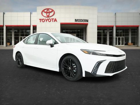 New 2026 Toyota Camry SE image 26