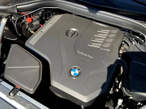 Used 2024 BMW X3 xDrive30i w/ Premium Package w/ZPA image 17