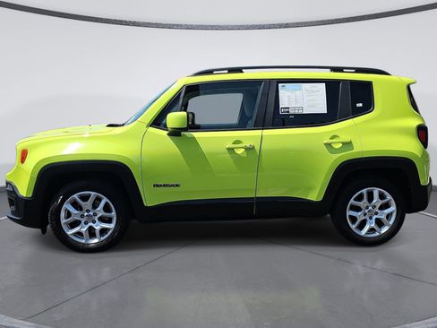 Used 2018 Jeep Renegade Latitude w/ Advanced Technology Group FWD image 6