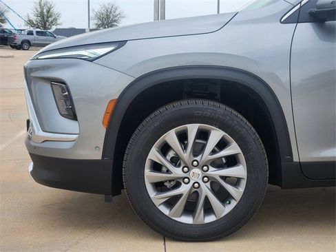 New 2025 Buick Enclave Preferred w/ Super Cruise Package image 7