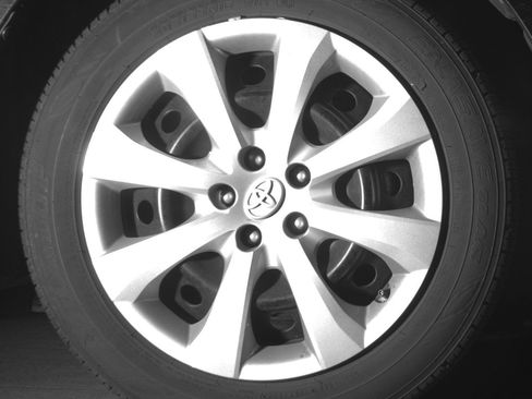 Used 2025 Toyota Corolla LE FWD image 13