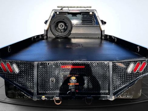 Used 2018 RAM 3500 Tradesman w/ Chrome Appearance Group image 17