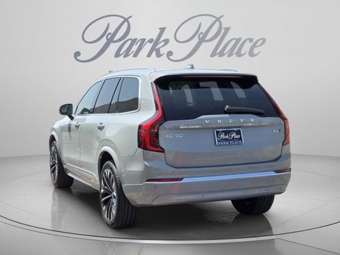 Used 2026 Volvo XC90 B6 Ultra AWD/4WD image 3