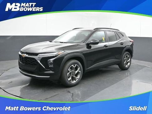 New 2026 Chevrolet Trax LT w/ Driver Confidence Package image 1