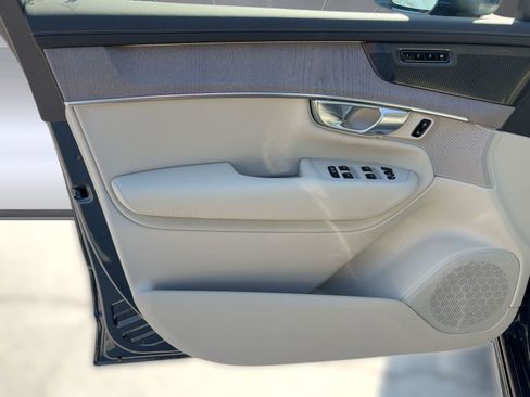New 2026 Volvo XC90 B6 Ultra w/ Protection Package image 22