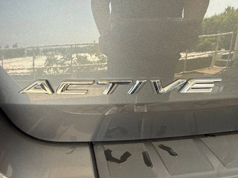 Certified 2025 Ford Explorer Active AWD/4WD image 12