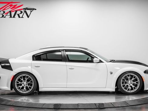 Used 2020 Dodge Charger SRT Hellcat w/ Harman/Kardon Audio Group image 6