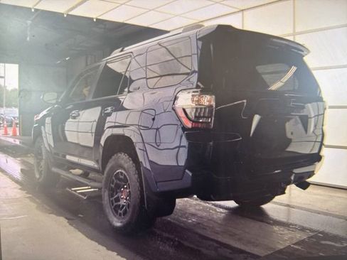Used 2024 Toyota 4Runner SR5 Premium w/ Moonroof Package AWD/4WD image 4