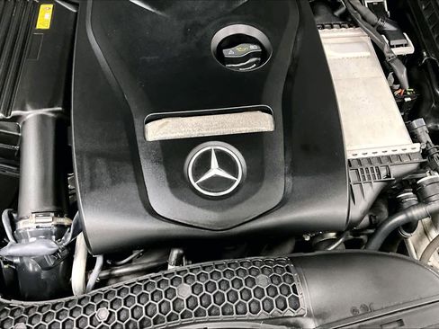 Used 2015 Mercedes-Benz C 300 4MATIC Sedan image 30