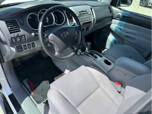 Used 2011 Toyota Tacoma 4x4 Double Cab w/ TRD Off-Road Pkg w/JBL Audio image 24