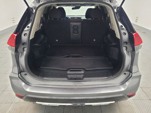 Used 2019 Nissan Rogue S w/ Special Edition Package FWD image 29