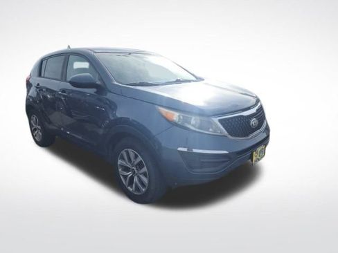 Used 2016 Kia Sportage LX image 3