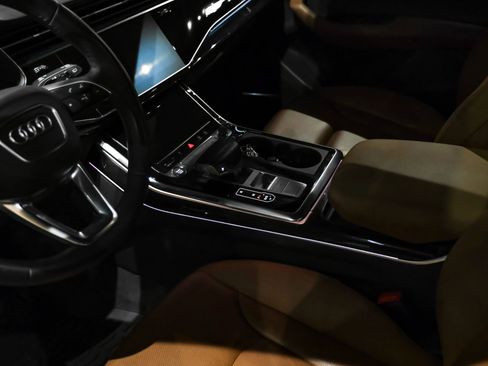 Used 2019 Audi Q8 Prestige w/ Year 1 Package AWD/4WD image 23