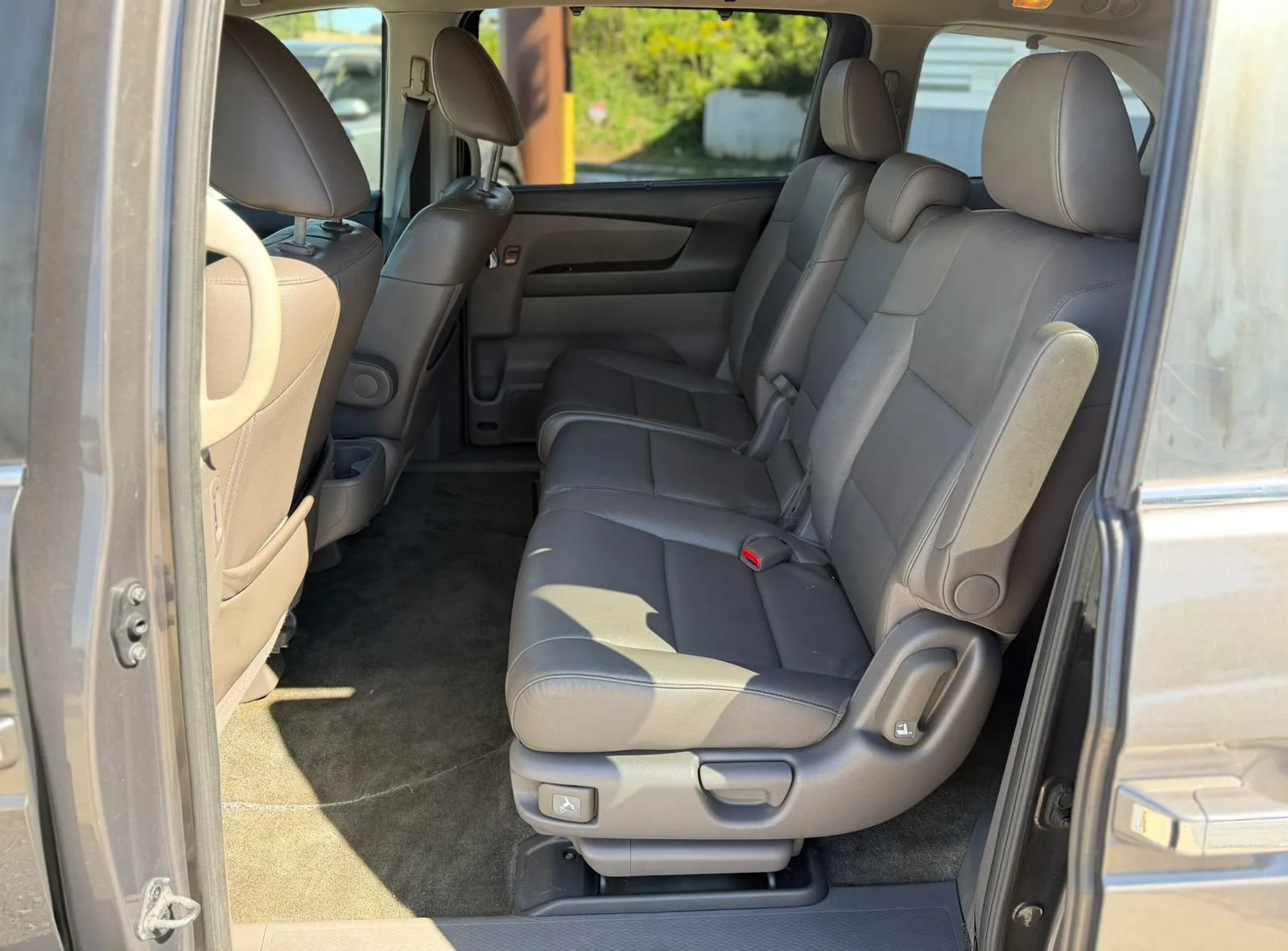 Used 2014 Honda Odyssey EX-L image 11