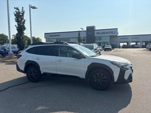 Used 2023 Subaru Outback Onyx Edition AWD/4WD image 1