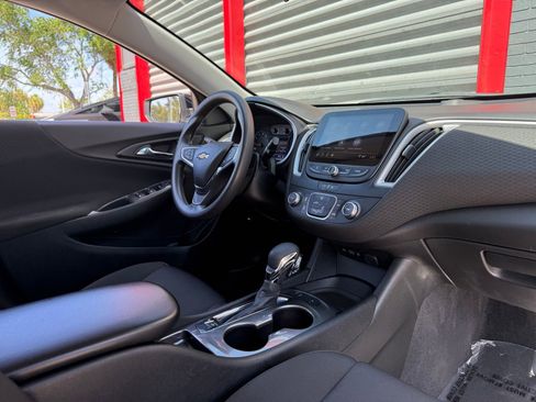 Used 2024 Chevrolet Malibu LS FWD image 20
