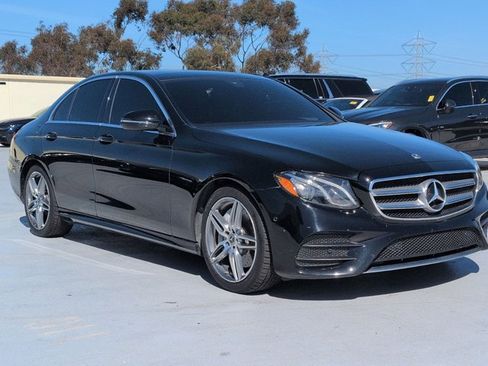 Used 2018 Mercedes-Benz E 300 E 300 image 3