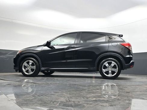 Used 2017 Honda HR-V EX image 31