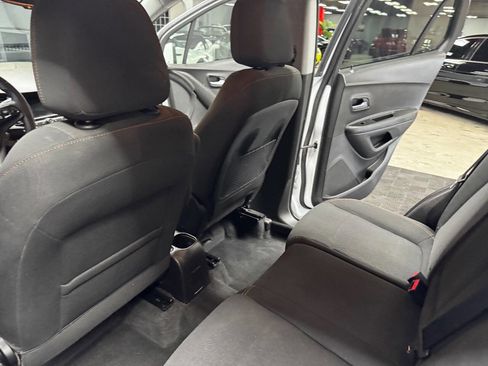 Used 2019 Chevrolet Trax LS w/ LPO, Cargo Package image 34