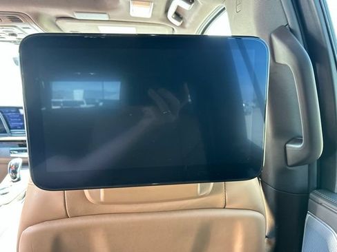 Certified 2024 Cadillac Escalade Sport w/ Touring Package AWD/4WD image 24
