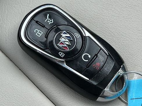 Used 2024 Buick Enclave Essence w/ Experience Buick Package AWD/4WD image 37