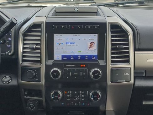 Used 2021 Ford F450 Platinum w/ FX4 Off-Road Package image 16