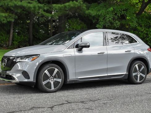 Used 2023 Mercedes-Benz EQE 350+ 4MATIC SUV w/ Exclusive Trim Package image 2