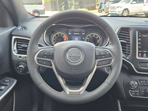 Used 2021 Jeep Cherokee Latitude Lux 80th Anniv w/ Quick Order Package 26U 80TH AWD/4WD image 16