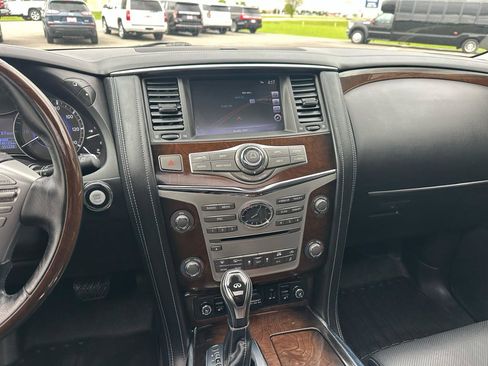 Used 2018 INFINITI QX80 4WD w/ Deluxe Technology Package image 11