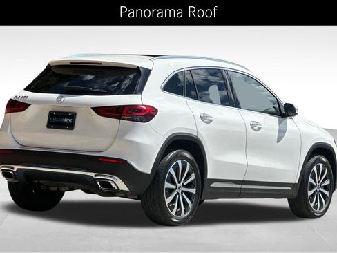 Certified 2023 Mercedes-Benz GLA 250 w/ Premium Package image 5