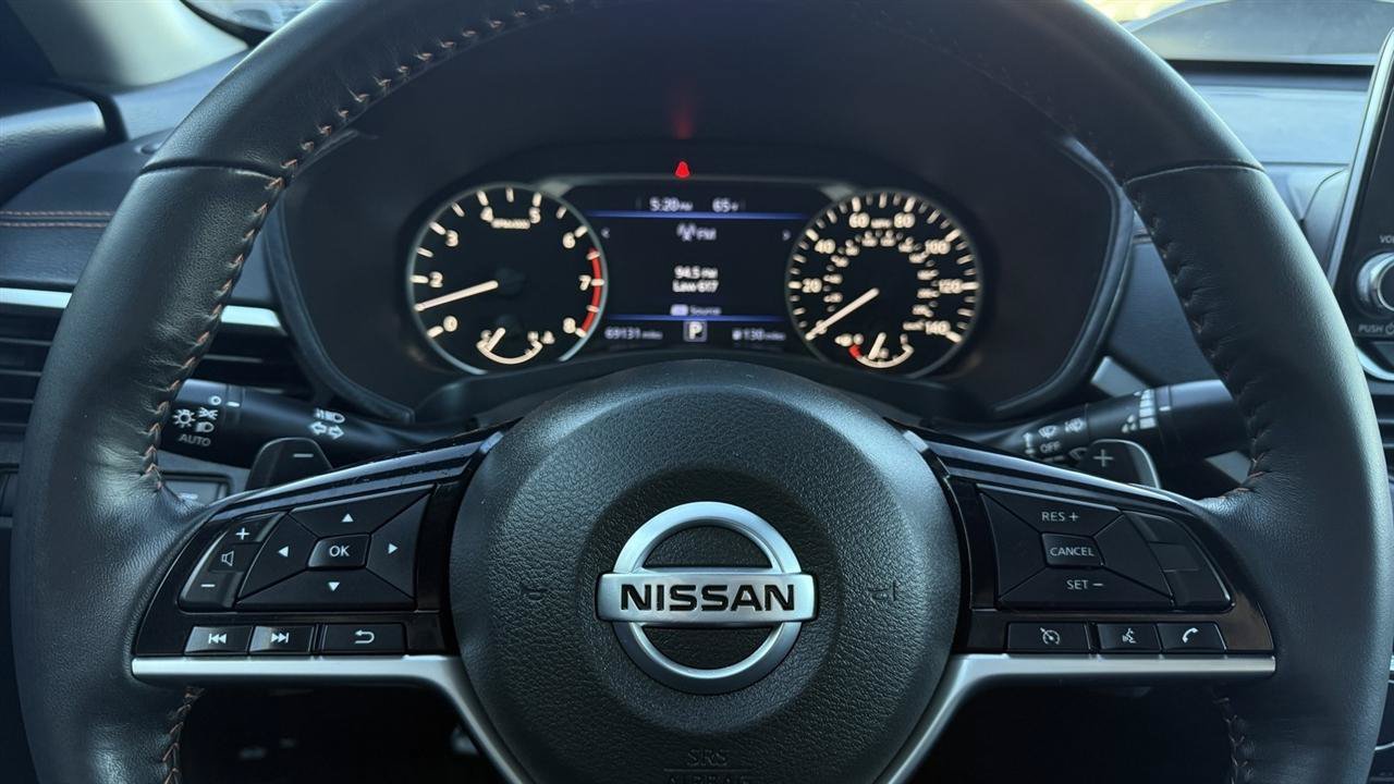 Used 2021 Nissan Altima 2.5 SR w/ SR Premium Package AWD/4WD image 45